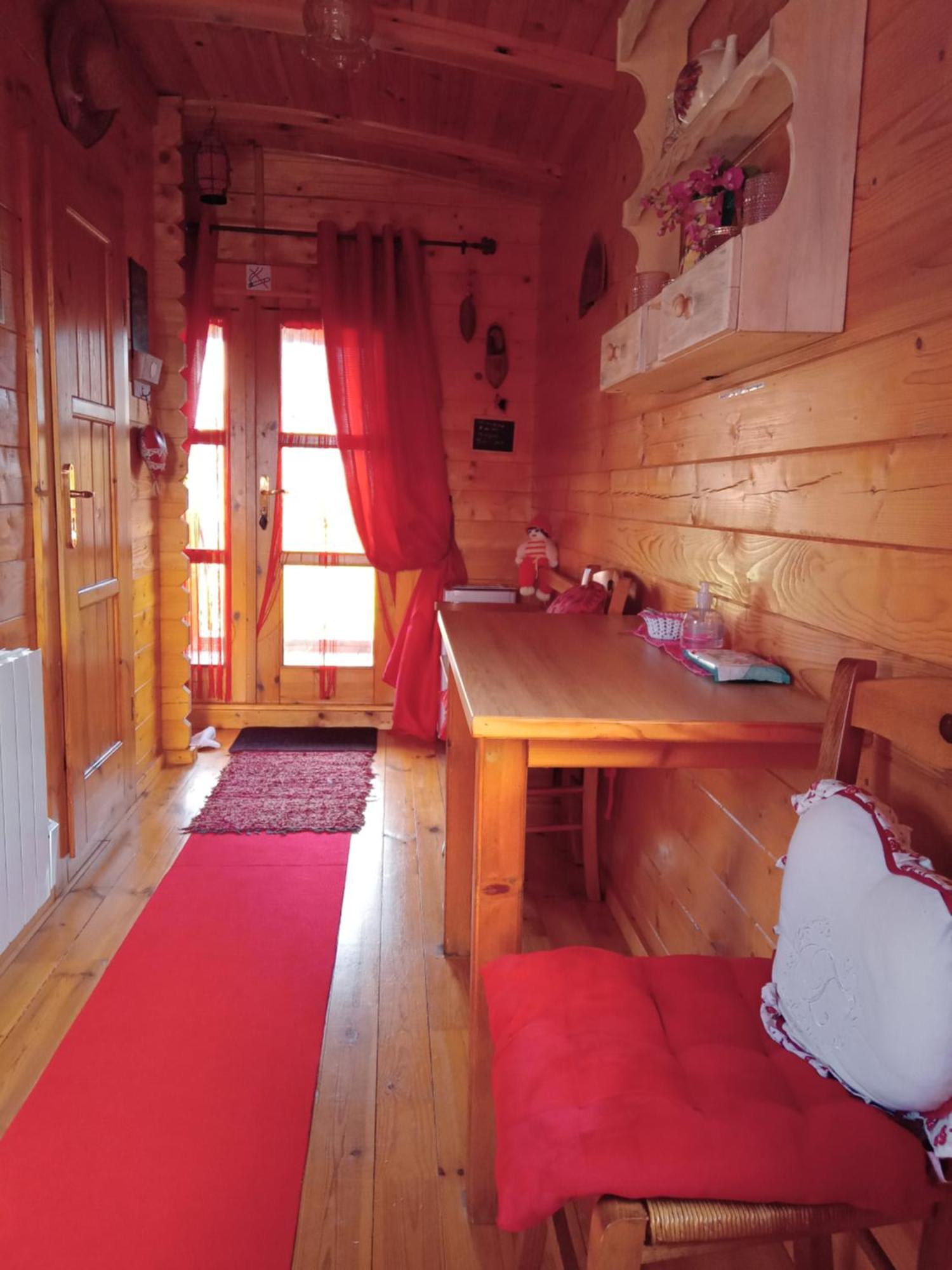 Bed and Breakfast Roulotte La Passe Pierre à Pendé Extérieur photo